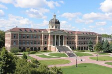 Дистанционные вузы: учиться там, где удобно, и при этом не терять результата