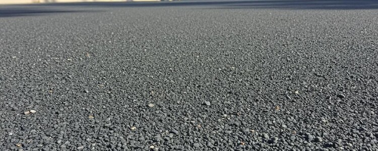 Точечный ремонт асфальта: как быстро и надежно избавиться от ям