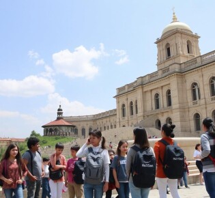 Экскурсии для школьников: как сделать учёбу ярче и интереснее